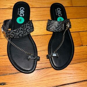 GBG Los Angeles Black Sandals